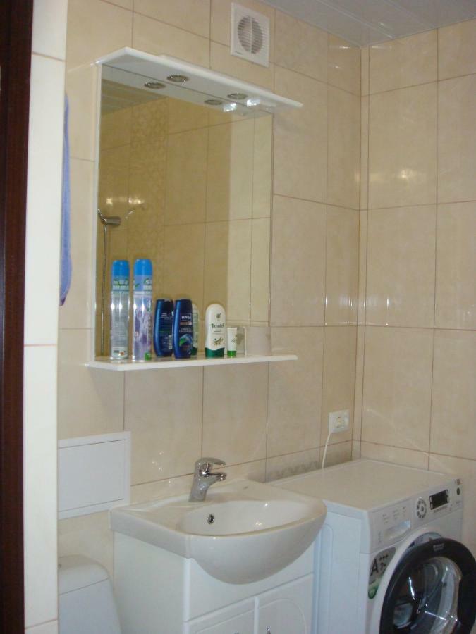 2 К.К.Люкс На Проспекте Мира,1, Г. Николаев Appartement Buitenkant foto